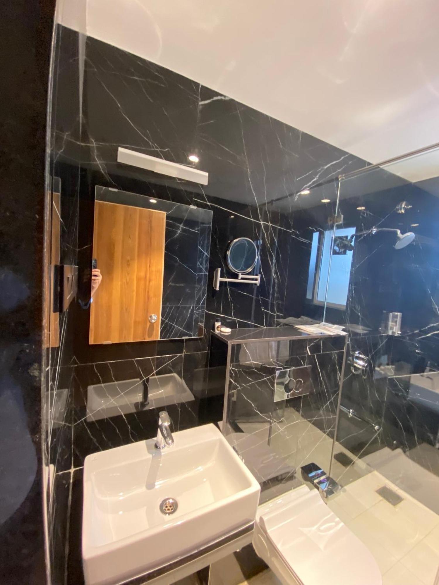 Hotel Mumbai House, Malad Экстерьер фото