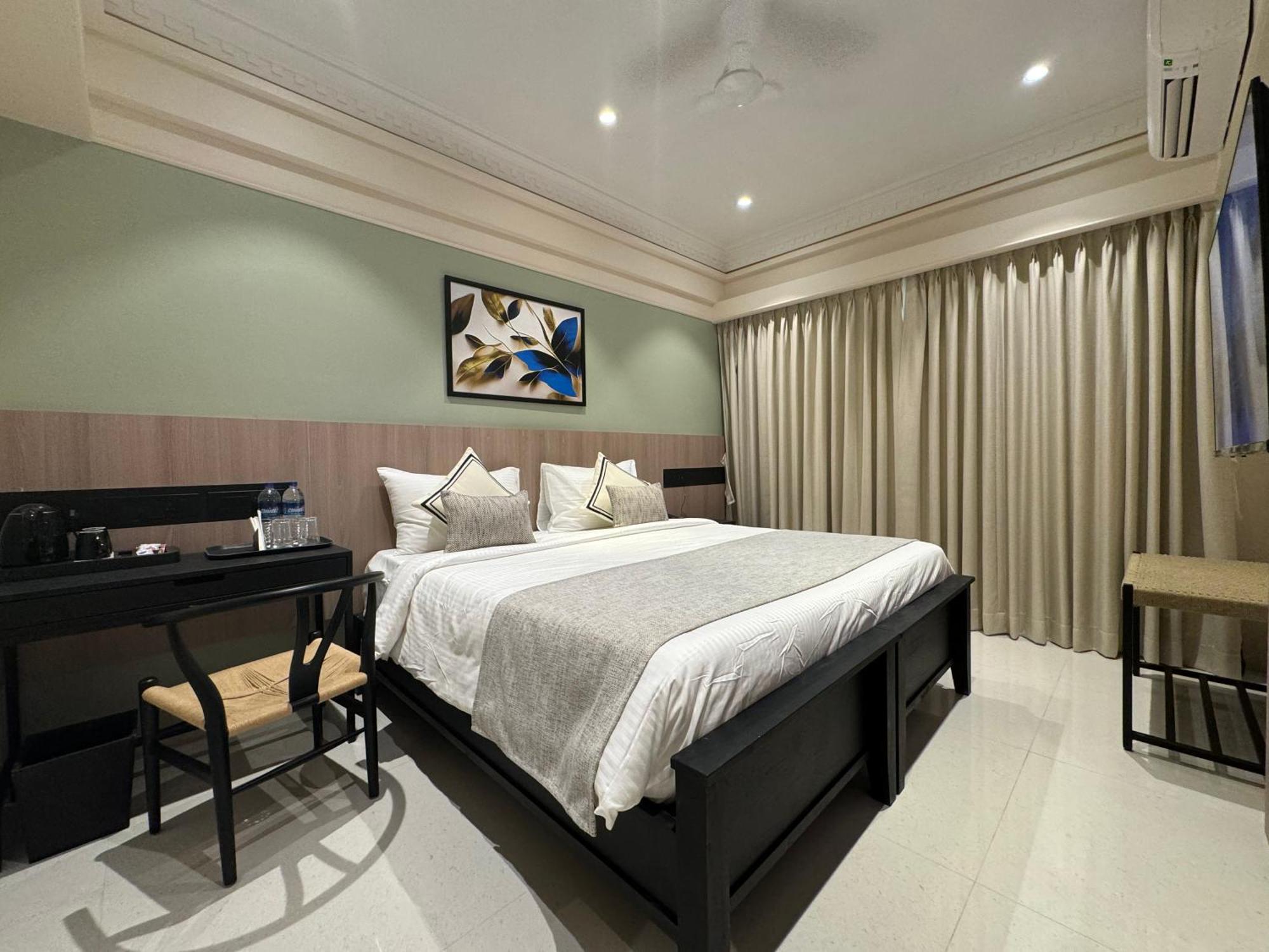 Hotel Mumbai House, Malad Экстерьер фото